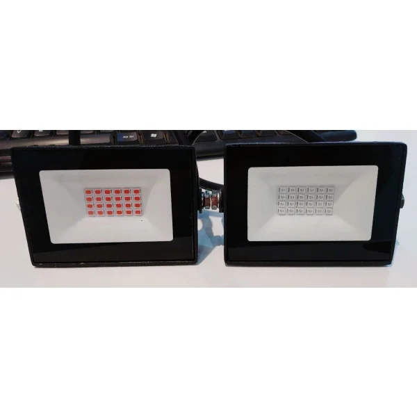 Reflector Mini Led 10 Watts Color Rojo Azul - Imagen 2