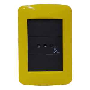 Plaqueta Armada Color Amarilla Con Toma Modular