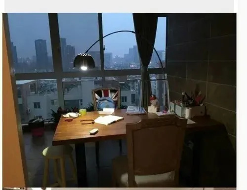 Lampara Pie Curva Cromada Base Mármol Altura Regulable - Imagen 2